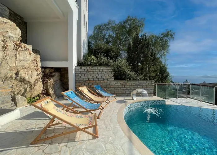 Private 5-bedroom With Pool And Sea View In Villa Bodrum