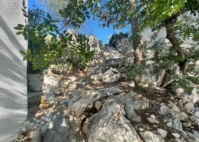 Private 5-bedroom With Pool And Sea View In فيلة بودروم